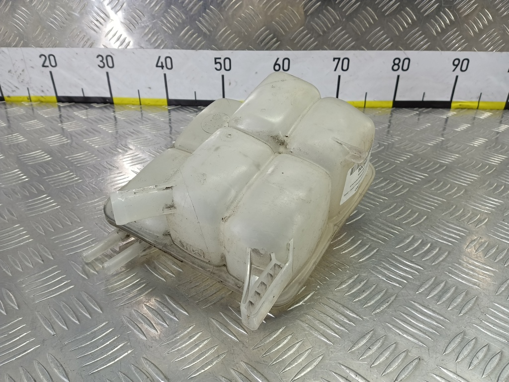 бачок расширительный MAZDA 3 1.6 MT (105 л.с.)3  BK рестайлинг (2006—2009) Седан LF8B15350B, 1780 рублей, Москва