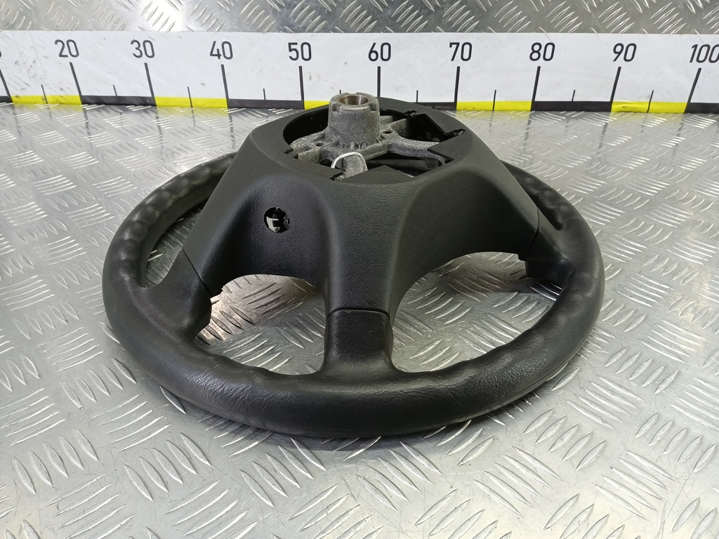 руль MITSUBISHI CARISMA 1.6 AT (90 л.с.)Carisma  I рестайлинг (1999—2004) Лифтбек MR740916, 1550 рублей, Москва