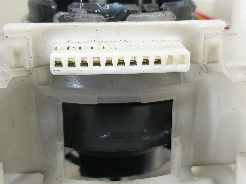 кронштейн переключателей подрулевых MITSUBISHI LANCER 1.6 MT (98 л.с.)Lancer  IX рестайлинг (2005—2010) Седан MN134589, 750 рублей, Москва