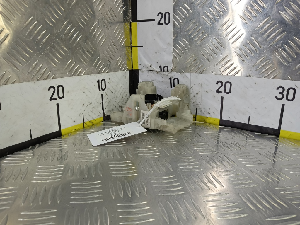 кронштейн переключателей подрулевых MITSUBISHI LANCER 1.6 MT (98 л.с.)Lancer  IX рестайлинг (2005—2010) Седан MN134589, 750 рублей, Москва