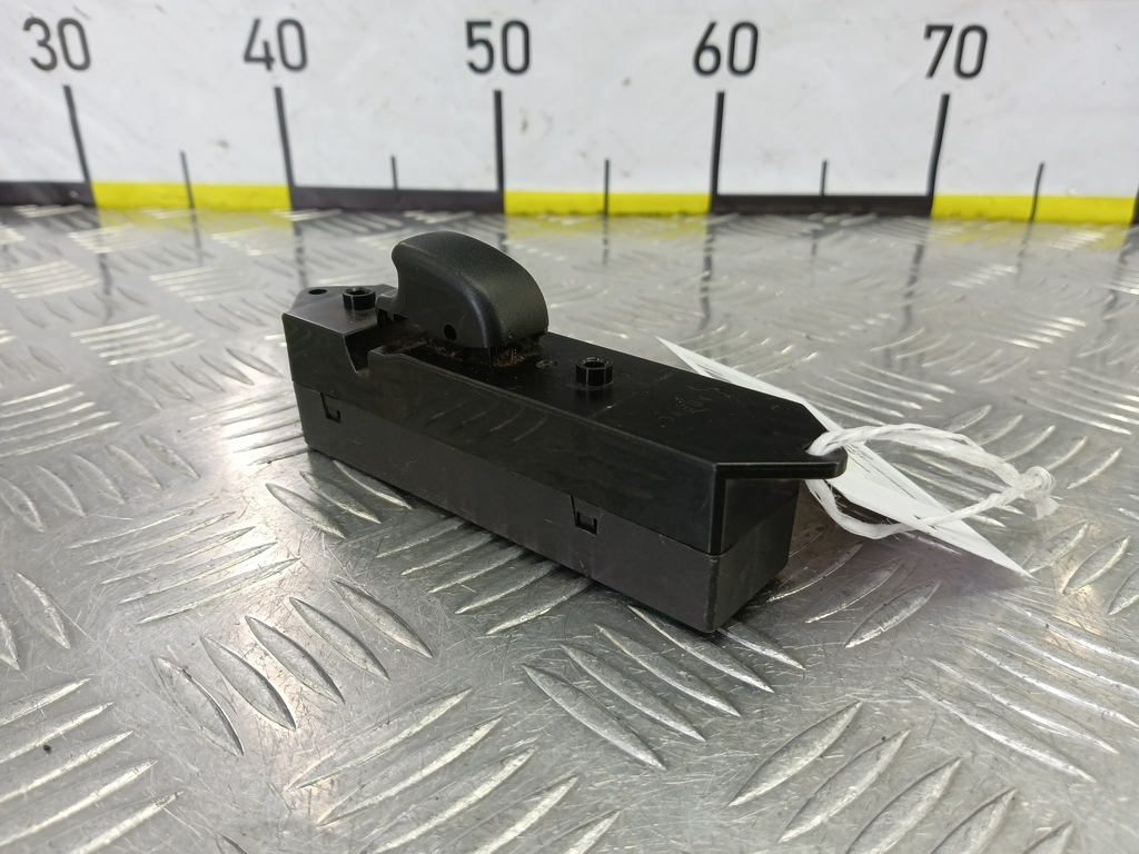 кнопка стеклоподъемника MITSUBISHI PAJERO SPORT  MR551008, 520 рублей, Москва