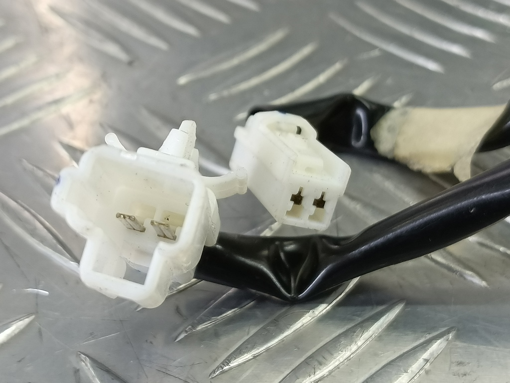 проводка (коса) MAZDA 3 1.6 MT (105 л.с.)3  BK рестайлинг (2006—2009) Седан BN9R6706Y, 2700 рублей, Москва