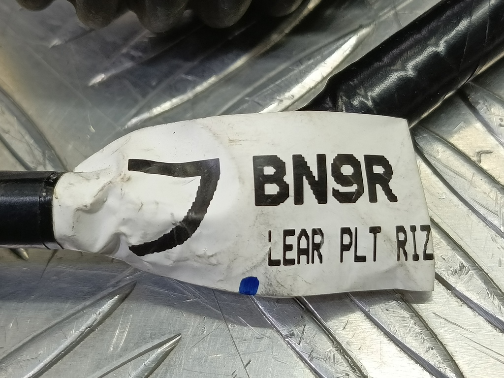 проводка (коса) MAZDA 3 1.6 MT (105 л.с.)3  BK рестайлинг (2006—2009) Седан BN9R6706Y, 2700 рублей, Москва