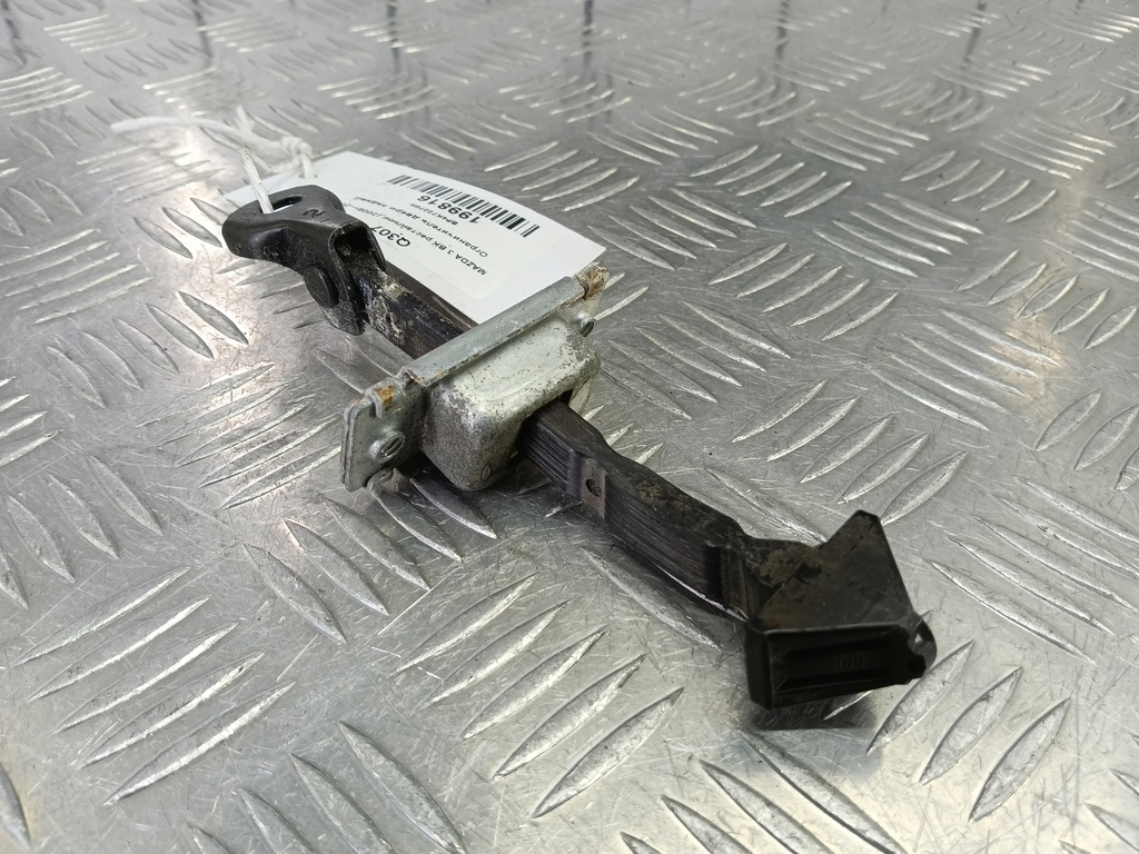 ограничитель двери MAZDA 3 1.6 MT (105 л.с.)3  BK рестайлинг (2006—2009) Седан BP4K72270H, 860 рублей, Москва