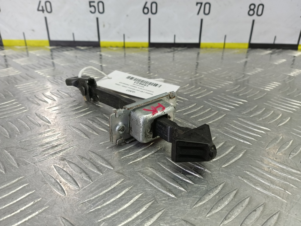 ограничитель двери MAZDA 3 1.6 MT (105 л.с.)3  BK рестайлинг (2006—2009) Седан BP4K58270G, 1210 рублей, Москва