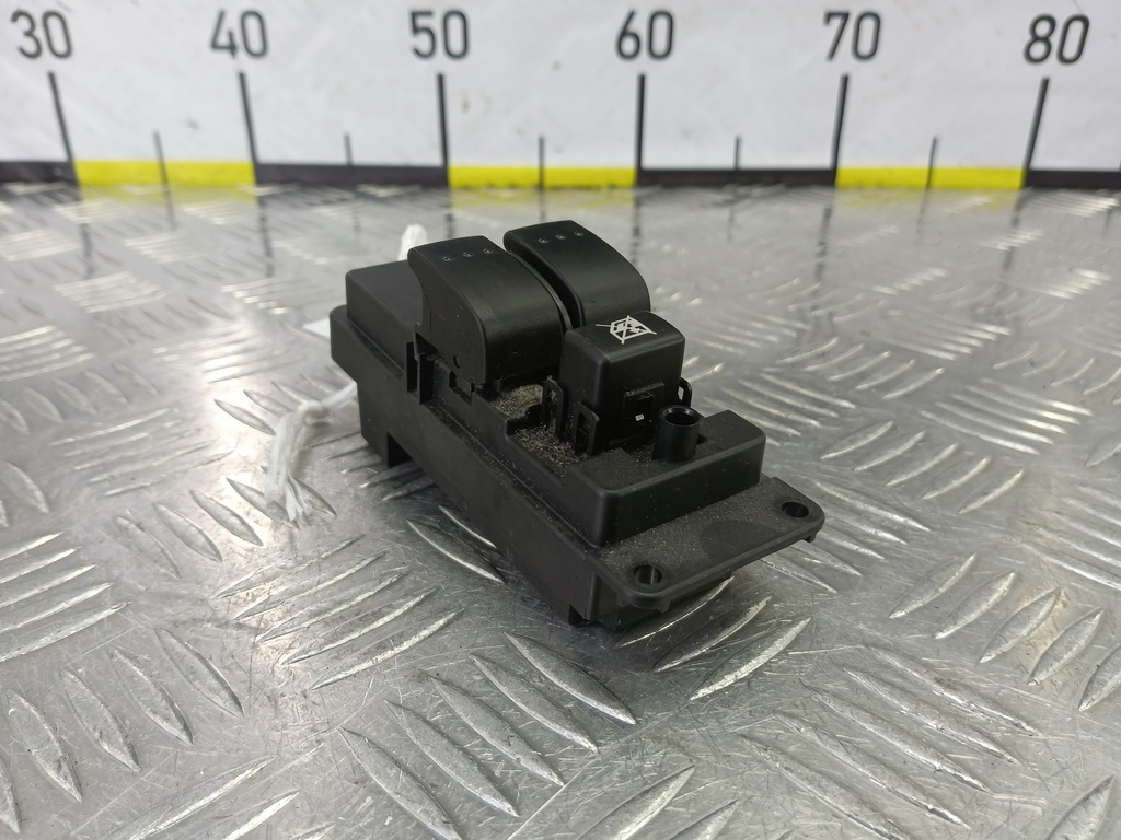 блок управления стеклоподъемниками MAZDA 3 1.6 MT (105 л.с.)3  BK рестайлинг (2006—2009) Седан BP7C66350, 630 рублей, Москва