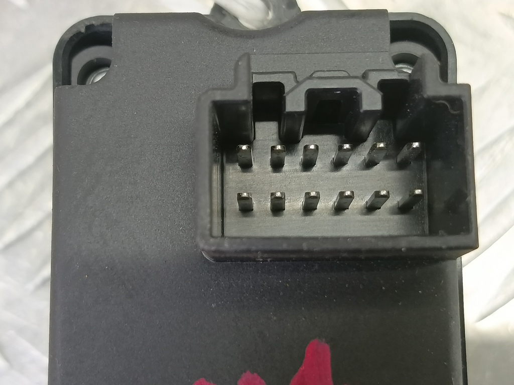 блок управления стеклоподъемниками MAZDA 3 1.6 MT (105 л.с.)3  BK рестайлинг (2006—2009) Седан BP7C66350, 630 рублей, Москва