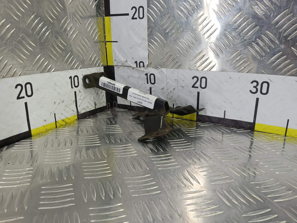 кронштейн замка капота MAZDA 3 1.6 MT (105 л.с.)3  BK рестайлинг (2006—2009) Седан BP4K5215YA, 860 рублей, Москва