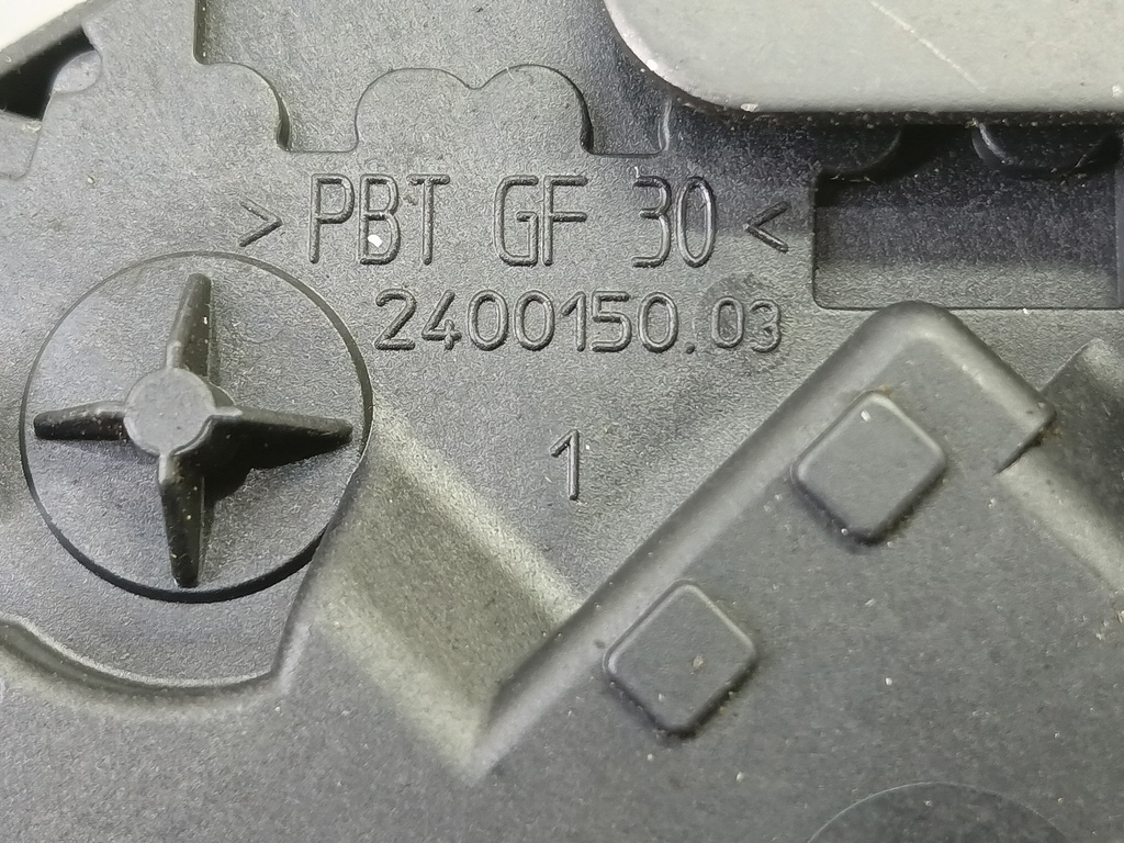 замок двери MAZDA 3 1.6 MT (105 л.с.)3  BK рестайлинг (2006—2009) Седан BP7C73310E, 630 рублей, Москва