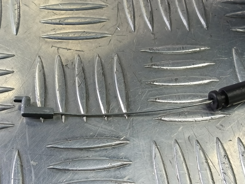 замок двери MAZDA 3 1.6 MT (105 л.с.)3  BK рестайлинг (2006—2009) Седан BP7C72310E, 630 рублей, Москва