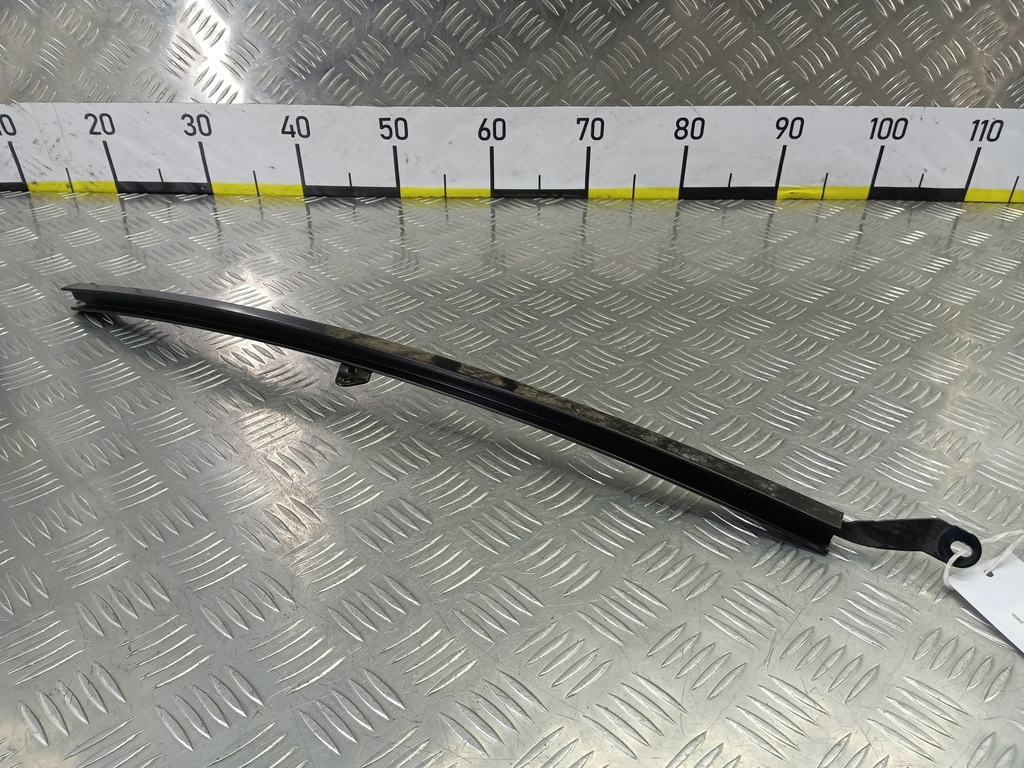 направляющая стекла двери MAZDA 3 1.6 MT (105 л.с.)3  BK рестайлинг (2006—2009) Седан BN8V73602B, 750 рублей, Москва