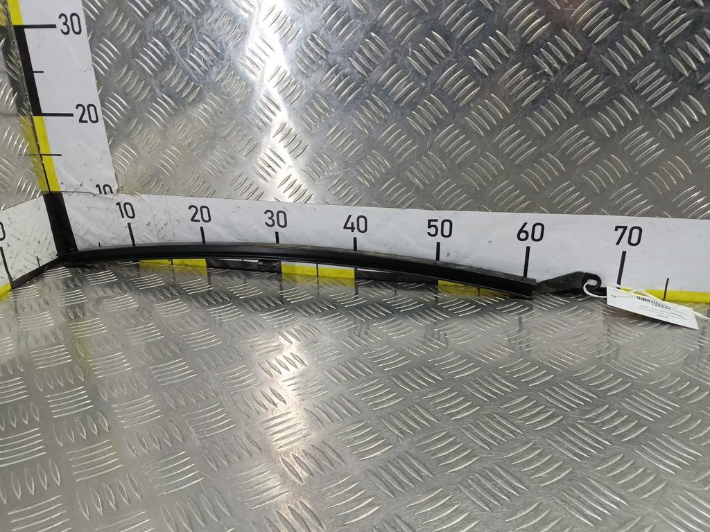 направляющая стекла двери MAZDA 3 1.6 MT (105 л.с.)3  BK рестайлинг (2006—2009) Седан BN8V73602B, 750 рублей, Москва