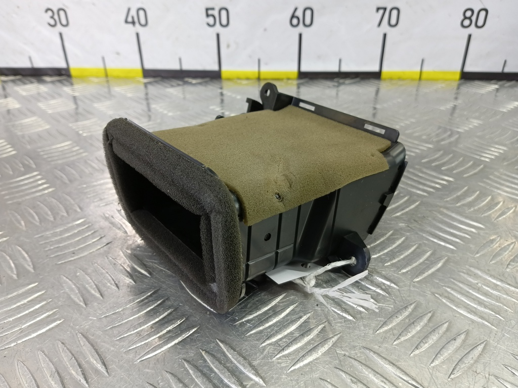 решетка воздуховода MAZDA 3 1.6 MT (105 л.с.)3  BK рестайлинг (2006—2009) Седан BS4H64930A, 630 рублей, Москва