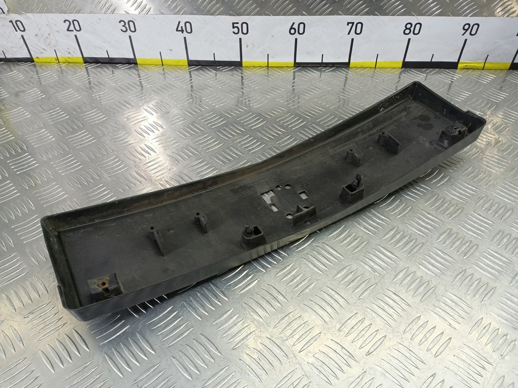 накладка бампера переднего MAZDA 3 1.6 MT (105 л.с.)3  BK рестайлинг (2006—2009) Седан BR5H50171, 4430 рублей, Москва