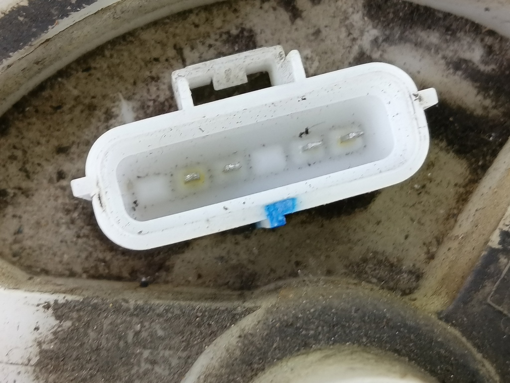 насос топливный (бензонасос) MAZDA 3 1.6 MT (105 л.с.)3  BK рестайлинг (2006—2009) Седан ZY081335XH, 3850 рублей, Москва