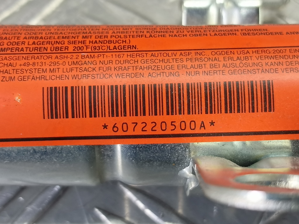 подушка безопасности боковая MAZDA 3 1.6 MT (105 л.с.)3  BK рестайлинг (2006—2009) Седан BN8W57KN0, 2240 рублей, Москва