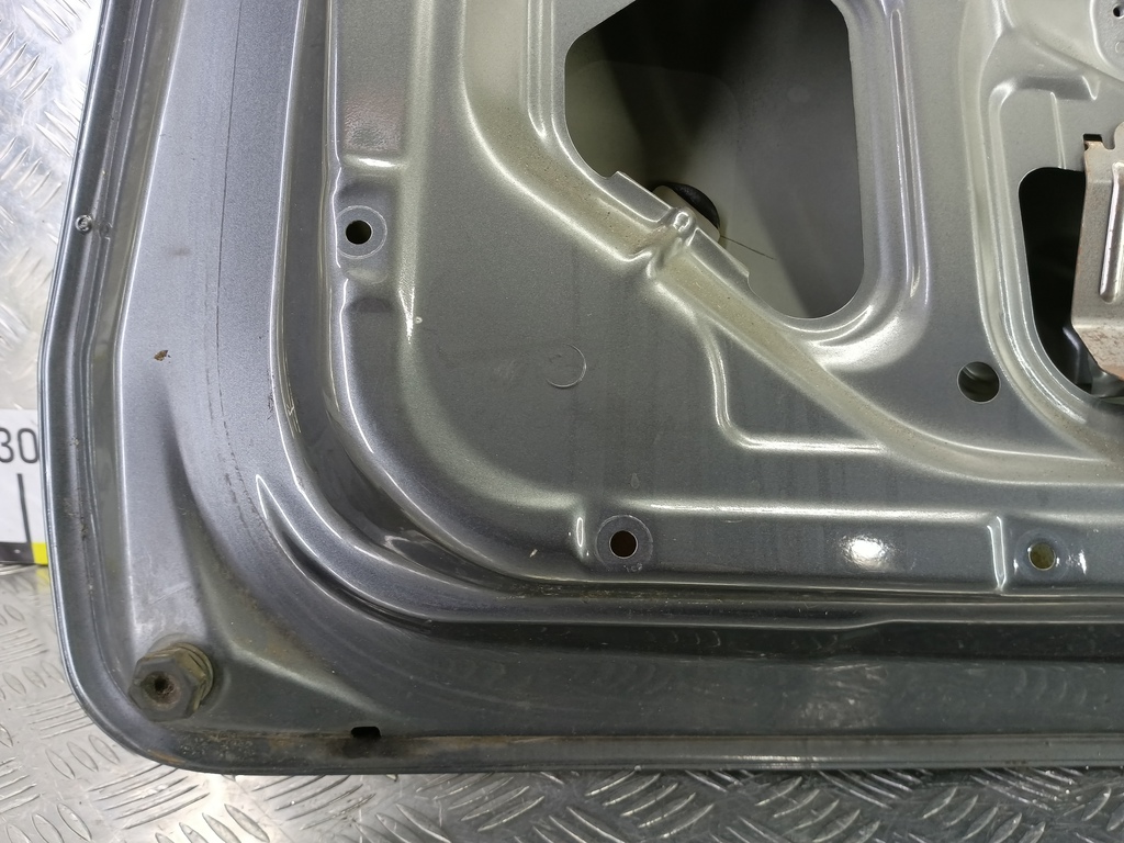 крышка багажника MITSUBISHI COLT 1.3 MT (95 л.с.)Colt  Z30 (2002—2012) Хетчбэк 5801A219, 9600 рублей, Москва