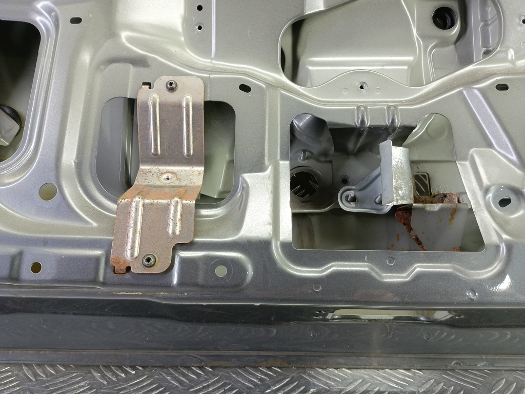 крышка багажника MITSUBISHI COLT 1.3 MT (95 л.с.)Colt  Z30 (2002—2012) Хетчбэк 5801A219, 9600 рублей, Москва