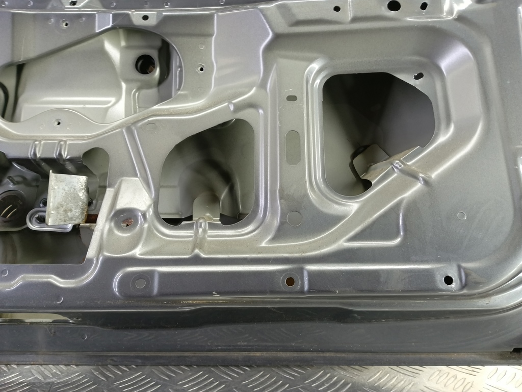 крышка багажника MITSUBISHI COLT 1.3 MT (95 л.с.)Colt  Z30 (2002—2012) Хетчбэк 5801A219, 9600 рублей, Москва