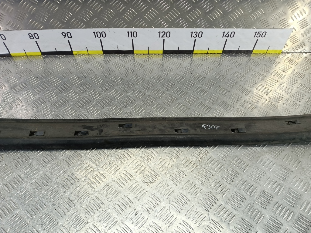 накладка порога MAZDA 3 1.6 MT (105 л.с.)3  BK рестайлинг (2006—2009) Седан BR5S50490A, 5000 рублей, Москва