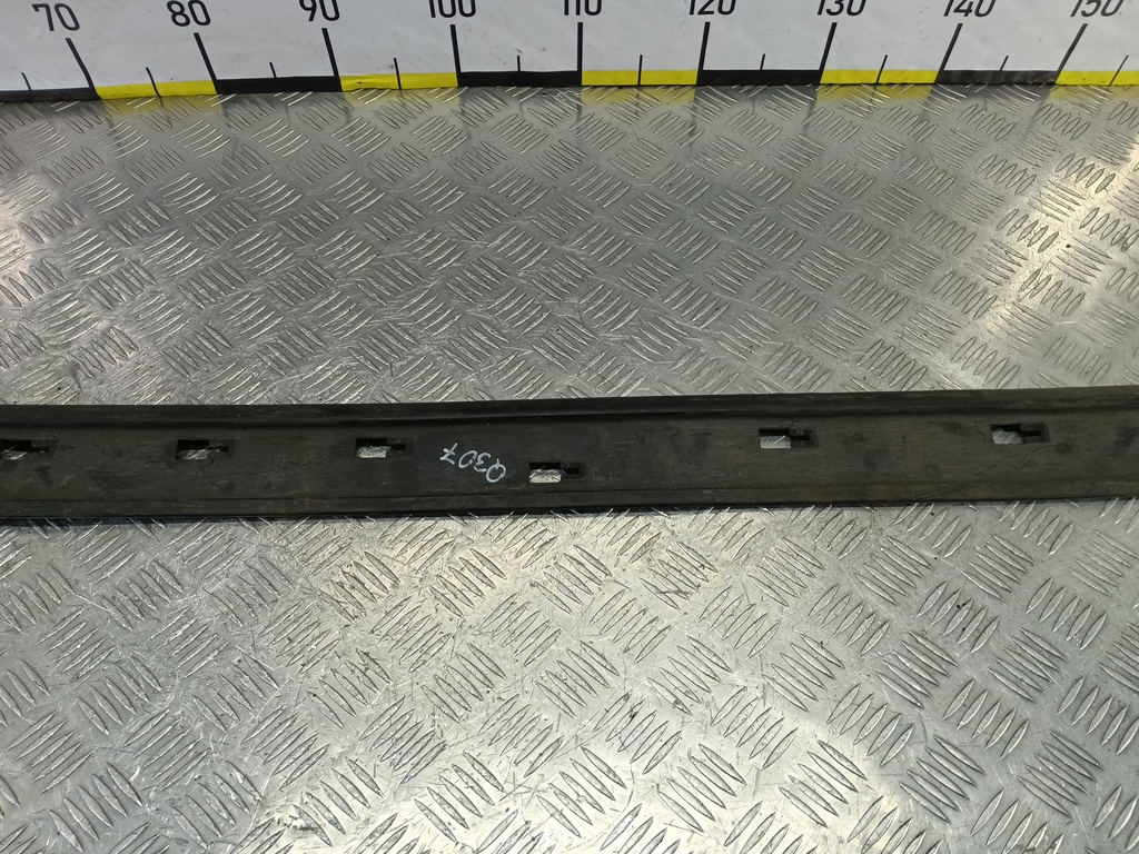 накладка порога MAZDA 3 1.6 MT (105 л.с.)3  BK рестайлинг (2006—2009) Седан BR5S50480A, 5000 рублей, Москва