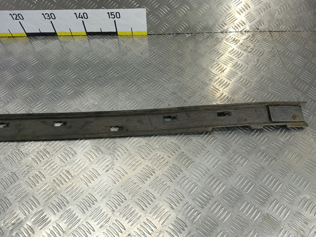 накладка порога MAZDA 3 1.6 MT (105 л.с.)3  BK рестайлинг (2006—2009) Седан BR5S50480A, 5000 рублей, Москва