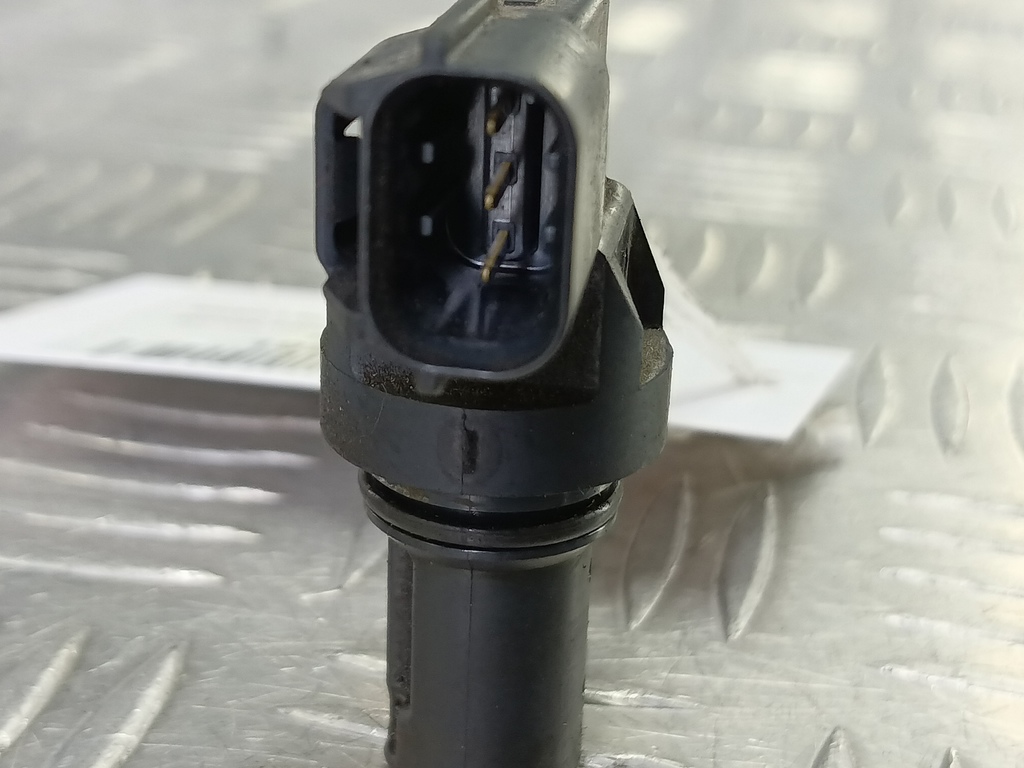 датчик положения распредвала MAZDA 3 1.6 MT (105 л.с.)3  BK рестайлинг (2006—2009) Седан ZJ0118230, 750 рублей, Москва