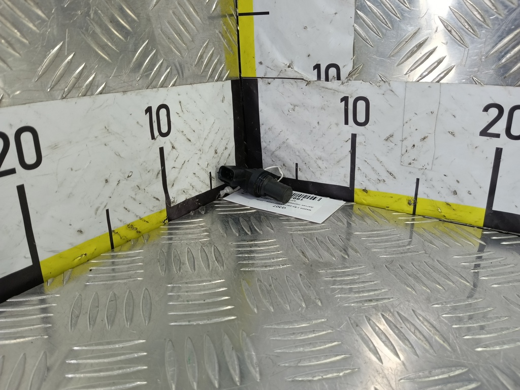 датчик положения распредвала MAZDA 3 1.6 MT (105 л.с.)3  BK рестайлинг (2006—2009) Седан ZJ0118230, 750 рублей, Москва