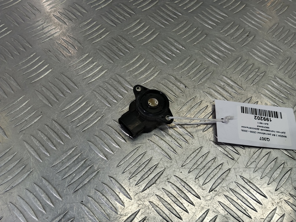 датчик положения дроссельной заслонки MAZDA 3 1.6 MT (105 л.с.)3  BK рестайлинг (2006—2009) Седан ZJ0118911, 5230 рублей, Москва