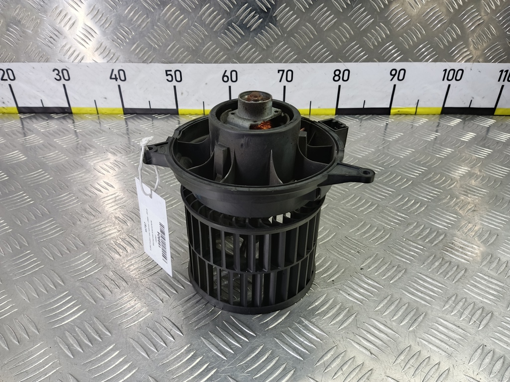 моторчик отопителя FORD Fusion 1.4 MT (80 л.с.)Fusion  I рестайлинг (2005—2012) Хетчбэк 1252927, 2130 рублей, Москва