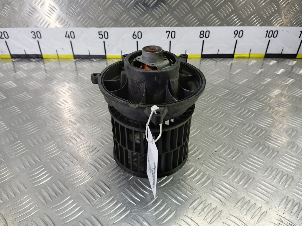 моторчик отопителя FORD Fusion 1.4 MT (80 л.с.)Fusion  I рестайлинг (2005—2012) Хетчбэк 1252927, 2130 рублей, Москва