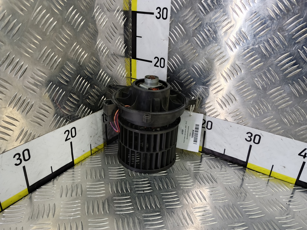 моторчик отопителя FORD Fusion 1.4 MT (80 л.с.)Fusion  I рестайлинг (2005—2012) Хетчбэк 1252927, 2130 рублей, Москва