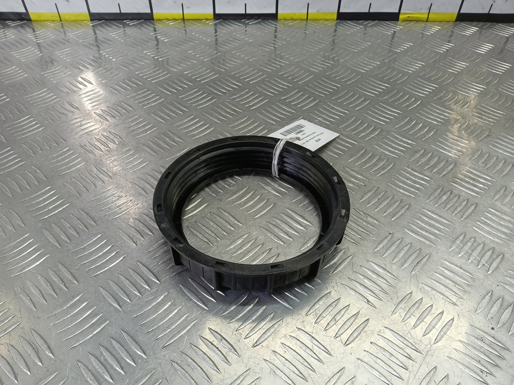 гайка топливного насоса FORD Fusion 1.4 MT (80 л.с.)Fusion  I рестайлинг (2005—2012) Хетчбэк 1301451, 520 рублей, Москва