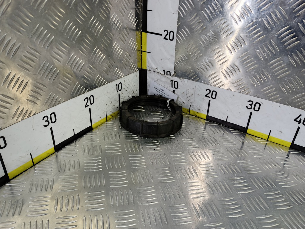 гайка топливного насоса FORD Fusion 1.4 MT (80 л.с.)Fusion  I рестайлинг (2005—2012) Хетчбэк 1301451, 520 рублей, Москва