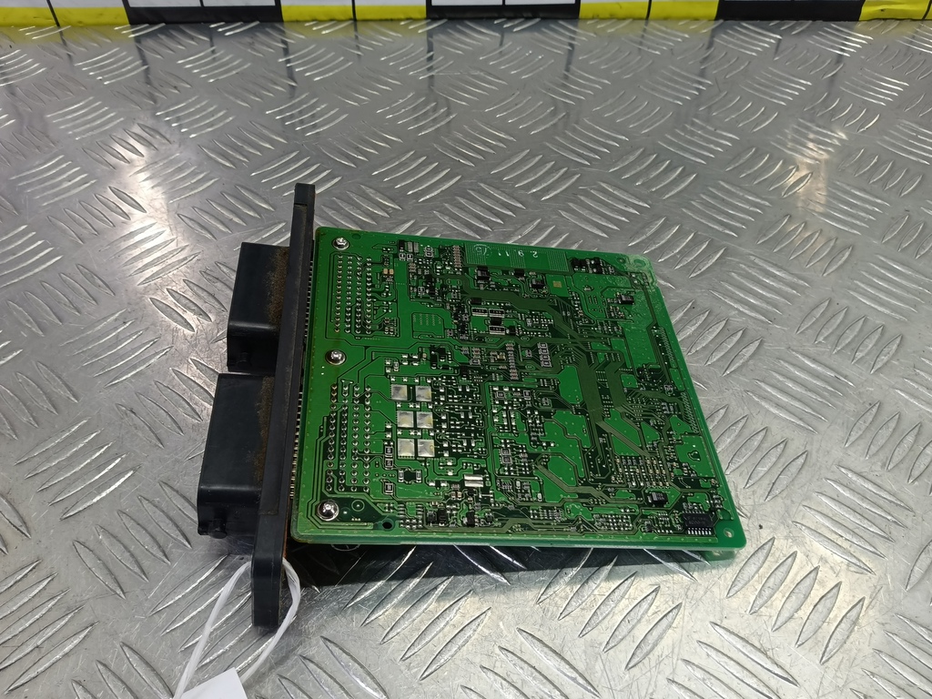 блок управления двигателем MAZDA 3 1.6 MT (105 л.с.)3  BK рестайлинг (2006—2009) Седан Z64218780B, 2930 рублей, Москва