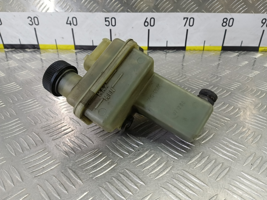 бачок гидроусилителя MAZDA 3 1.6 MT (105 л.с.)3  BK рестайлинг (2006—2009) Седан BN9R32690B, 2240 рублей, Москва