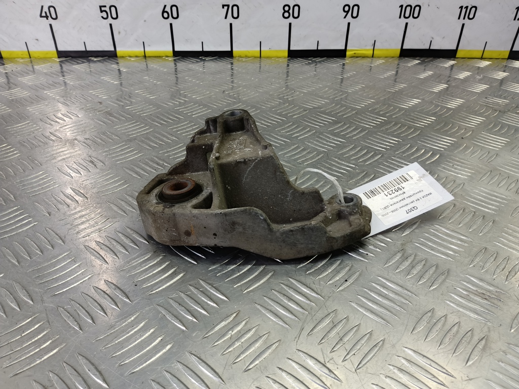 кронштейн двигателя (двс) MAZDA 3 1.6 MT (105 л.с.)3  BK рестайлинг (2006—2009) Седан BP4K39010D, 860 рублей, Москва