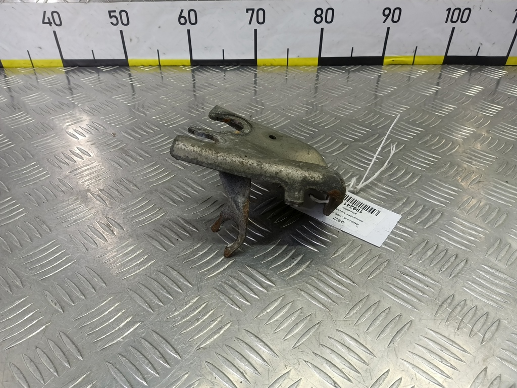 кронштейн тросов кпп MAZDA 3 1.6 MT (105 л.с.)3  BK рестайлинг (2006—2009) Седан BP4K4608XC, 750 рублей, Москва