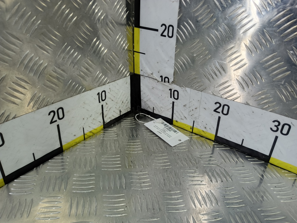 кронштейн форсунки топливной (зажим) MAZDA 3 1.6 MT (105 л.с.)3  BK рестайлинг (2006—2009) Седан ZJ0113243A, 520 рублей, Москва