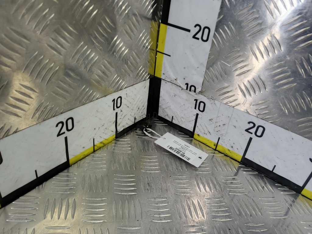 кронштейн форсунки топливной (зажим) MAZDA 3 1.6 MT (105 л.с.)3  BK рестайлинг (2006—2009) Седан ZJ0113243A, 520 рублей, Москва