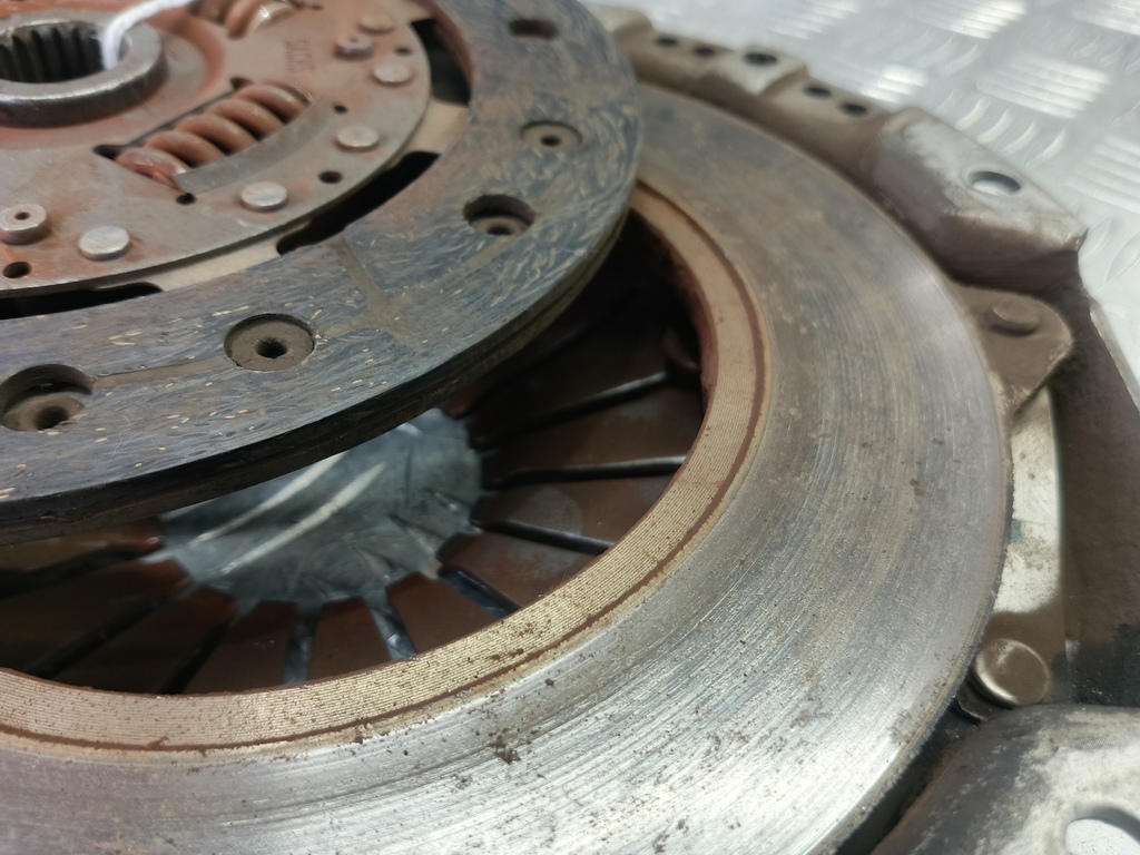 корзина сцепления MAZDA 3 1.6 MT (105 л.с.)3  BK рестайлинг (2006—2009) Седан Z60416410B, 1440 рублей, Москва