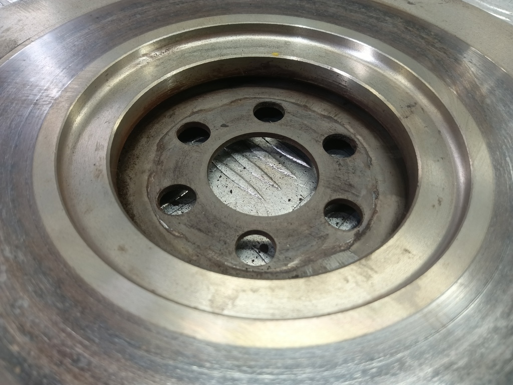 маховик MAZDA 3 1.6 MT (105 л.с.)3  BK рестайлинг (2006—2009) Седан Z60111500A, 1900 рублей, Москва