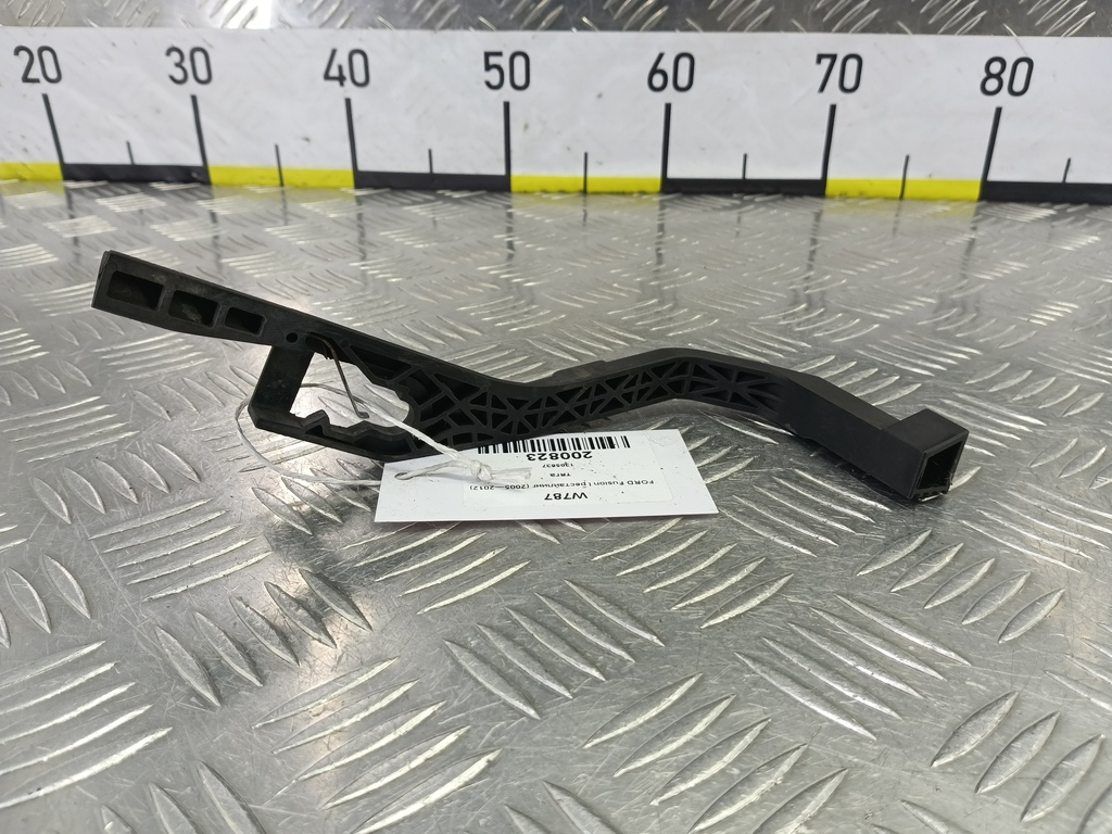 ручка открывания капота FORD Fusion 1.4 MT (80 л.с.)Fusion  I рестайлинг (2005—2012) Хетчбэк 1305637, 4660 рублей, Москва