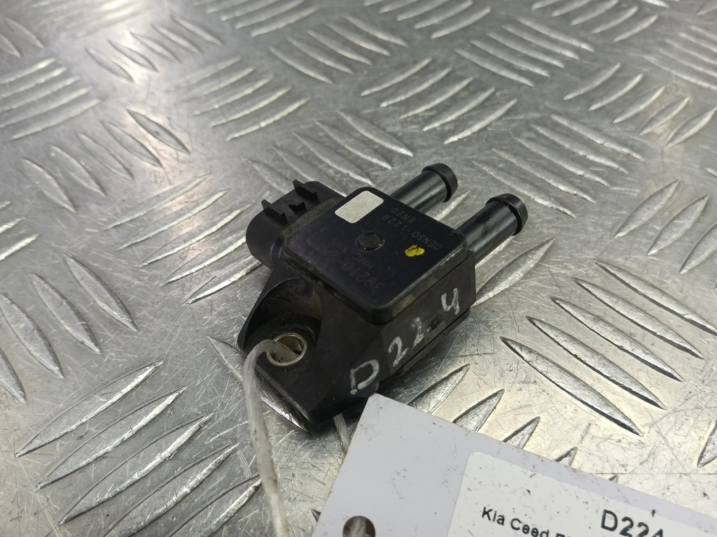 датчик давления выхлопных газов Kia Ceed  392102A800, 630 рублей, Москва