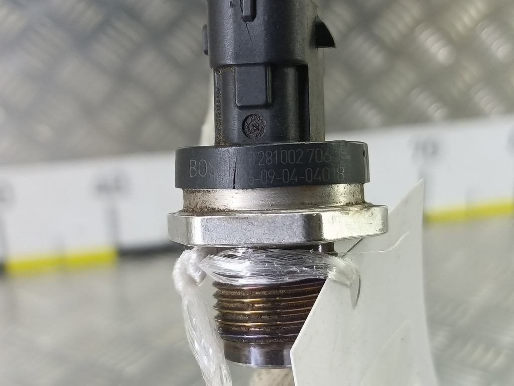 датчик давления топлива Opel ASTRA  0281002706, 3850 рублей, Москва