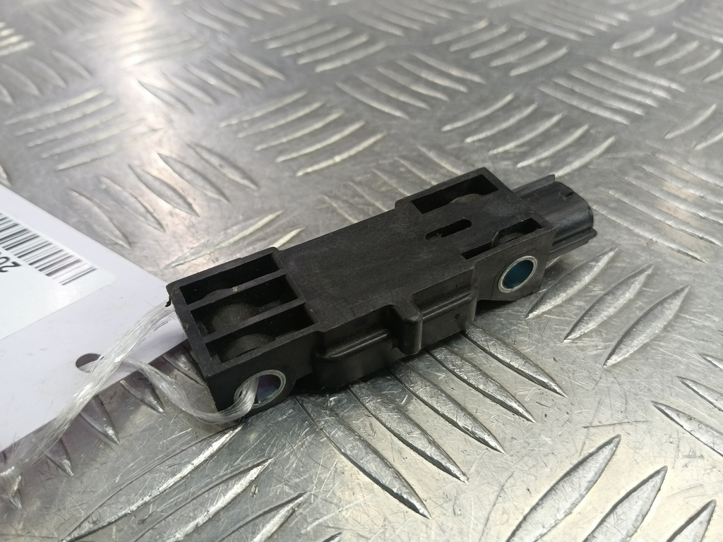 датчик удара (air bag) SUZUKI Grand Vitara  3893065J30, 520 рублей, Москва