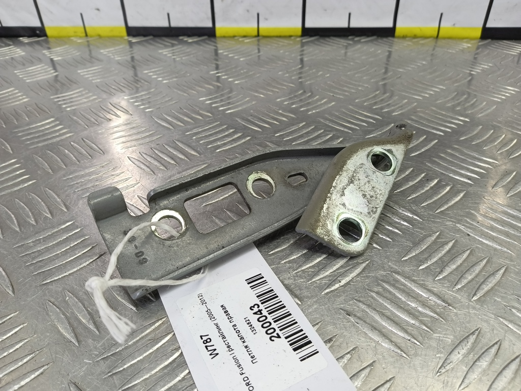 петля капота FORD Fusion 1.4 MT (80 л.с.)Fusion  I рестайлинг (2005—2012) Хетчбэк 1324621, 1090 рублей, Москва