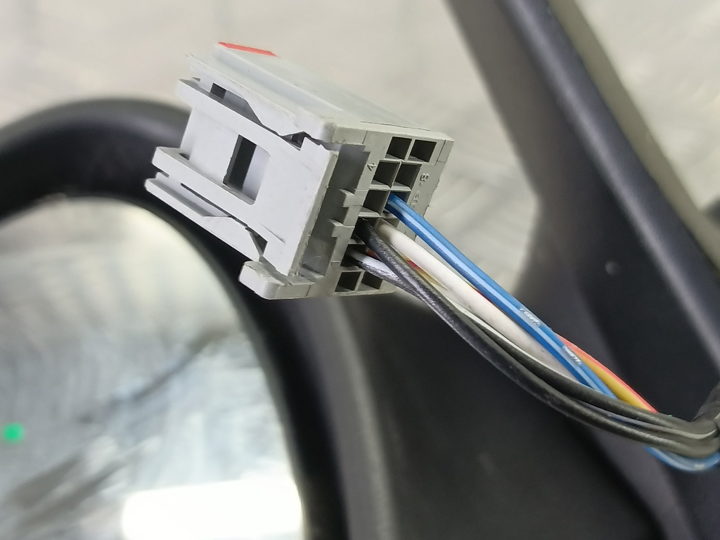 зеркало FORD Fusion 1.4 MT (80 л.с.)Fusion  I рестайлинг (2005—2012) Хетчбэк 1567126, 5000 рублей, Москва