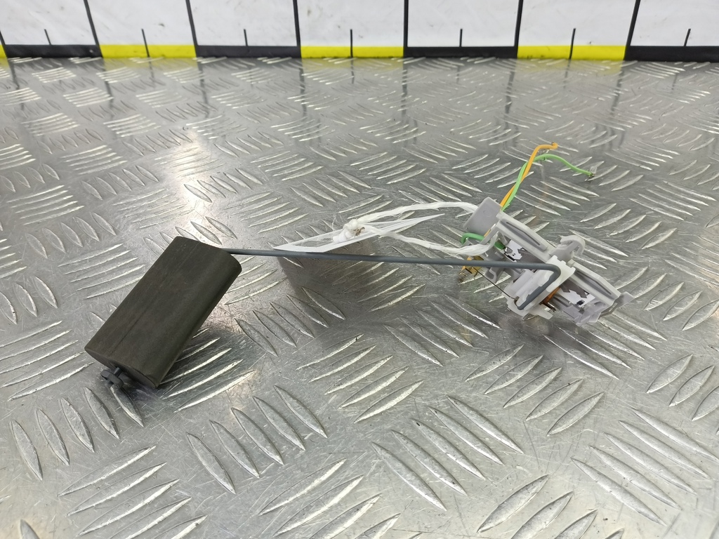 датчик уровня топлива FORD Fusion 1.4 MT (80 л.с.)Fusion  I рестайлинг (2005—2012) Хетчбэк 1477483, 2930 рублей, Москва