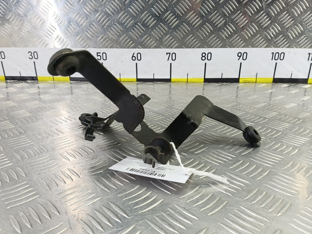 кронштейн блока abs FORD Fusion 1.4 MT (80 л.с.)Fusion  I рестайлинг (2005—2012) Хетчбэк 1312360, 520 рублей, Москва